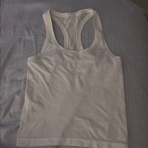 Lululemon - women’s swiftly tech racer back tank top